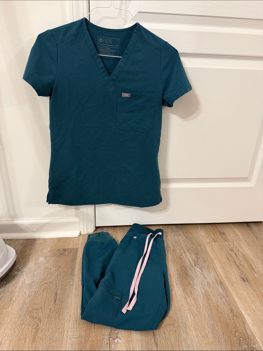 Figs Teal V-Neck Scrub Top and Joggers with Pink Drawstring